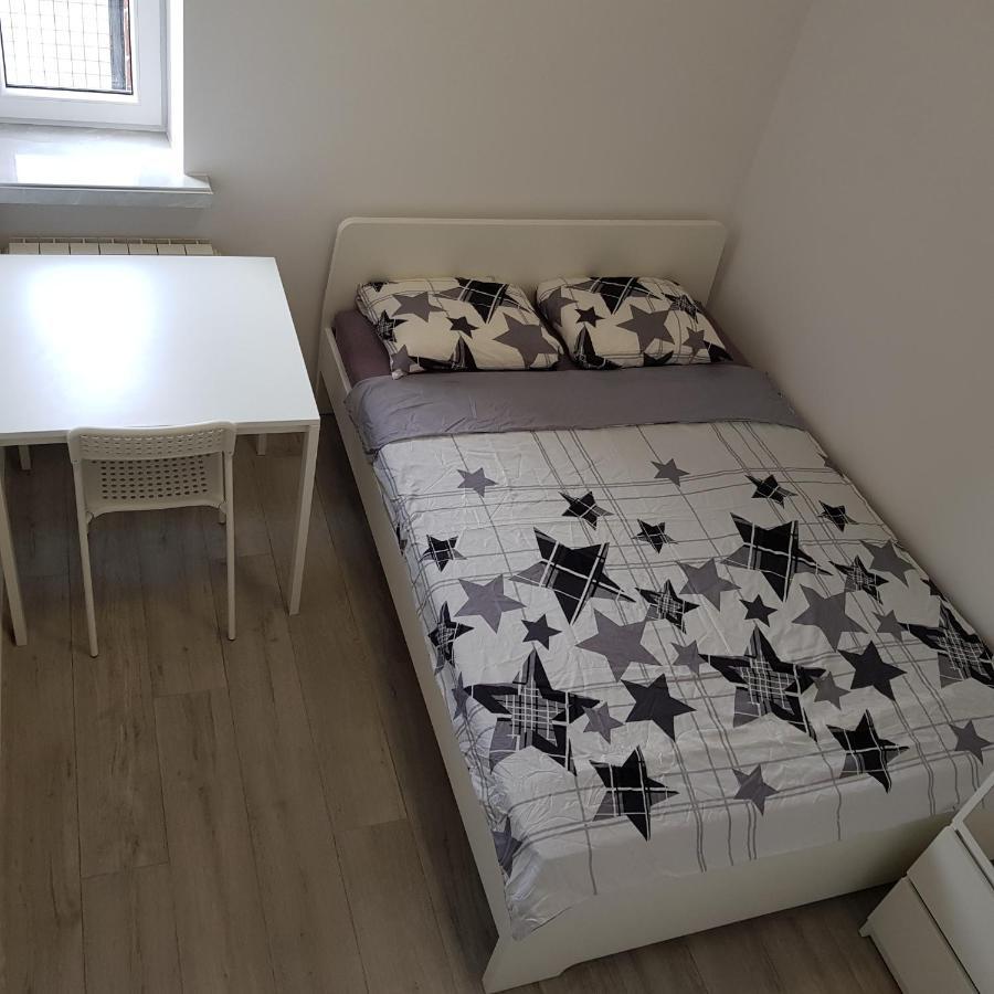 Mirrorroom Pl Downtown Varşovia Exterior foto